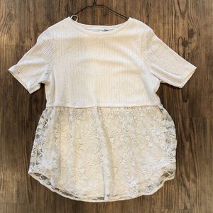 White blouse with lace